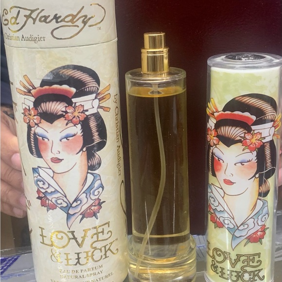 Ed Hardy Love & Luck Perfume. Eau de parfum spray. 3.4 fl oz / 100 ml. - Picture 2 of 2